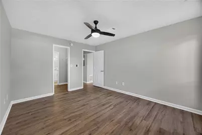 3923 Woodridge Way, Tucker, GA 30084 - Photo 16