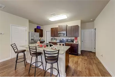 602 Dodson Lake Court, Fairburn, GA 30213 - Photo 4
