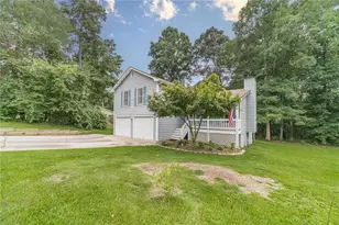 110 Whisper Way, Dacula, GA 30019 - Photo 10