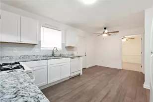 556 Sunfield Dr NW, Lilburn, GA 30047 - Photo 20