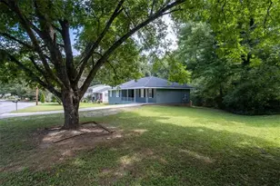 7102 Doncaster Rd, Jonesboro, GA 30236 - Photo 2