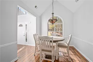 9530 Bonsall Cir, Gainesville, GA 30506 - Photo 8