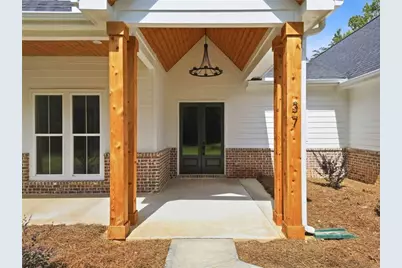 37 Kirk Road NW, White, GA 30184 - Photo 4