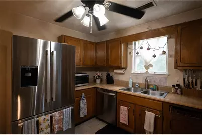 2906 Hidden Drive, Lawrenceville, GA 30044 - Photo 10