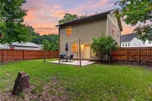 2493 Burtz St NW, Atlanta, GA 30318 - Photo 42