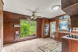 51 N Cedar St, Menlo, GA 30731 - Photo 16
