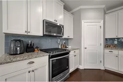 2032 Stanfield Avenue NW, Atlanta, GA 30318 - Photo 16