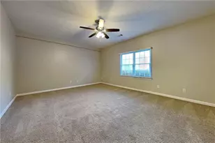 2290 Huntington Dr, Loganville, GA 30052 - Photo 4