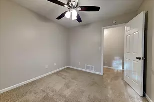 2290 Huntington Dr, Loganville, GA 30052 - Photo 14