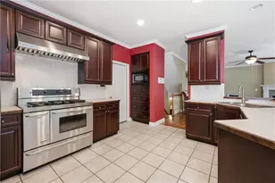 4395 Signal Ridge Ct, Buford, GA 30518 - Photo 10