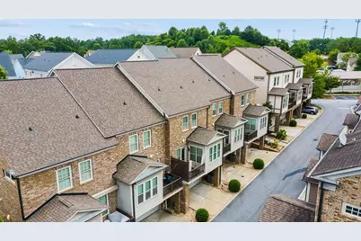 7012 Seneca Court, Roswell, GA 30076 - Photo 4