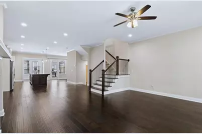 7012 Seneca Court, Roswell, GA 30076 - Photo 10