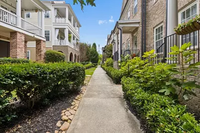 7012 Seneca Court, Roswell, GA 30076 - Photo 38
