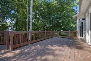 2046 Kinsmon Dr, Marietta, GA 30062 - Photo 56