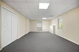 2046 Kinsmon Dr, Marietta, GA 30062 - Photo 34