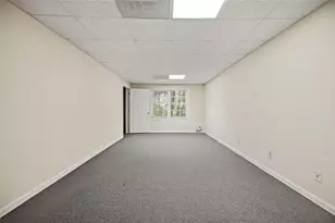 2046 Kinsmon Dr, Marietta, GA 30062 - Photo 48