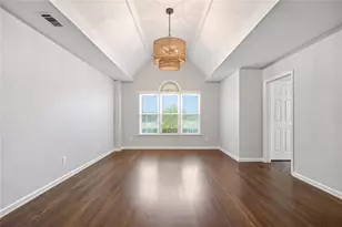 2046 Kinsmon Dr, Marietta, GA 30062 - Photo 16