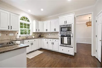 2046 Kinsmon Drive, Marietta, GA 30062 - Photo 6