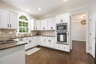 2046 Kinsmon Dr, Marietta, GA 30062 - Photo 6