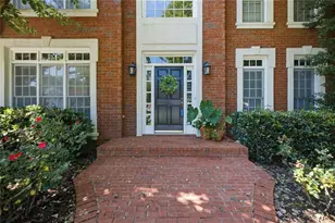 2046 Kinsmon Dr, Marietta, GA 30062 - Photo 4