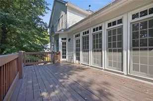 2046 Kinsmon Dr, Marietta, GA 30062 - Photo 36
