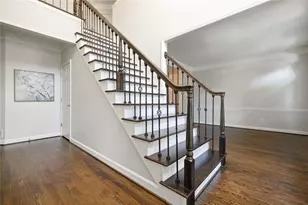 2046 Kinsmon Dr, Marietta, GA 30062 - Photo 8