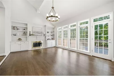 2046 Kinsmon Drive, Marietta, GA 30062 - Photo 4