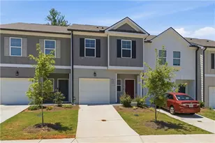 330 Regent Pk, Hoschton, GA 30548 - Photo 2