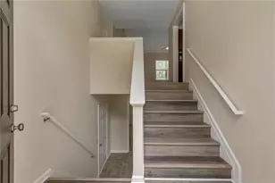 1388 Sierra Ridge Pl, Loganville, GA 30052 - Photo 4