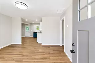 1639 Bridgeport Dr NW, Atlanta, GA 30318 - Photo 4