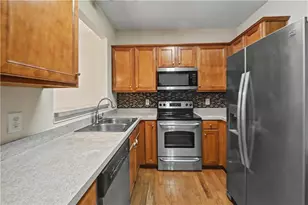 118 Wiley Parc Cir, Woodstock, GA 30188 - Photo 4