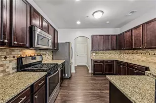 3275 Castleberry Village Dr, Cumming, GA 30040 - Photo 6