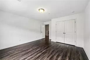 3275 Castleberry Village Dr, Cumming, GA 30040 - Photo 18