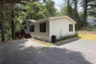 6295 Malibu Ridge, Flowery Branch, GA 30542 - Photo 2