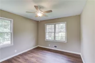 4461 S Roberts Dr, Sugar Hill, GA 30518 - Photo 20