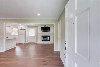 4461 S Roberts Drive, Sugar Hill, GA 30518 - Photo 10