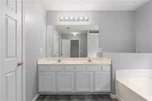 951 Island Pointe Way, Buford, GA 30518 - Photo 34