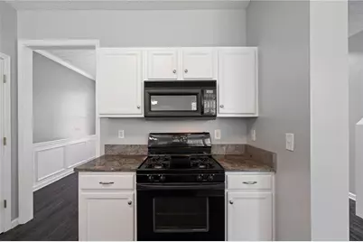 951 Island Pointe Way, Buford, GA 30518 - Photo 18