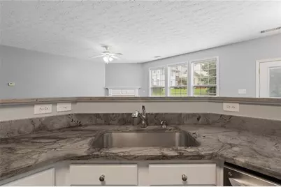 951 Island Pointe Way, Buford, GA 30518 - Photo 10