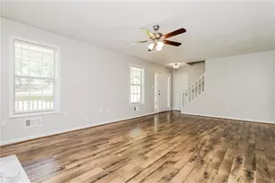 169 Hayes Cir, Rex, GA 30273 - Photo 10