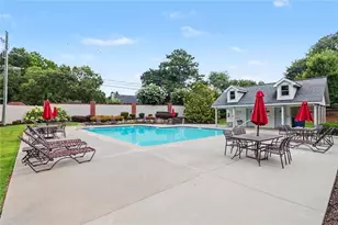 1135 Jennifer Oaks Dr, Alpharetta, GA 30004 - Photo 46