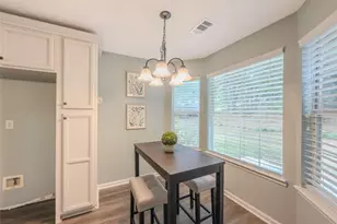 300 Greenleaf Ct, Loganville, GA 30052 - Photo 18