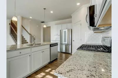 7019 Blackbird Court, Flowery Branch, GA 30542 - Photo 14