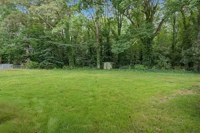 134 Larose Circle SE, Marietta, GA 30060 - Photo 20