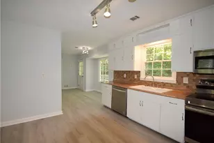 2654 Crystal Ct, Lawrenceville, GA 30044 - Photo 20