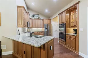 120 Chastain Rd NW, Kennesaw, GA 30144 - Photo 4