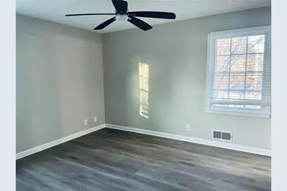 637 Rae Drive, Lawrenceville, GA 30044 - Photo 18