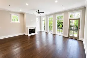 3509 Kingsboro Rd, Atlanta, GA 30326 - Photo 4