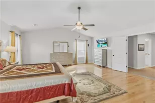 684 Lakehaven Ln, Loganville, GA 30052 - Photo 24