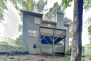 4241 Glenforest Way NE, Roswell, GA 30075 - Photo 18